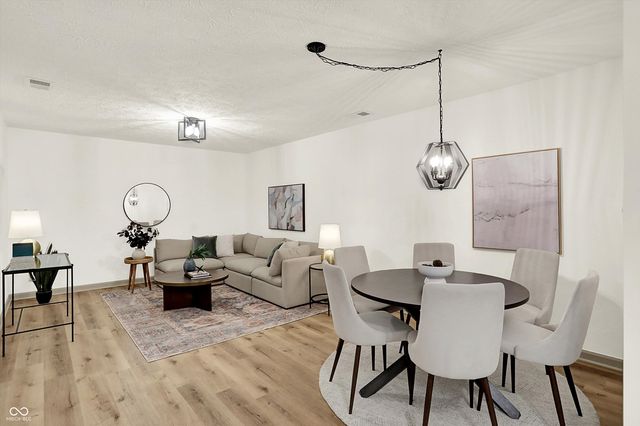 511 Boonesboro Road, Greenwood, IN 46142