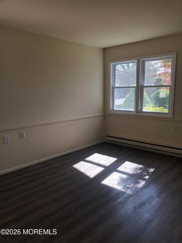 6 Dickinson Road, Brick, NJ 08724