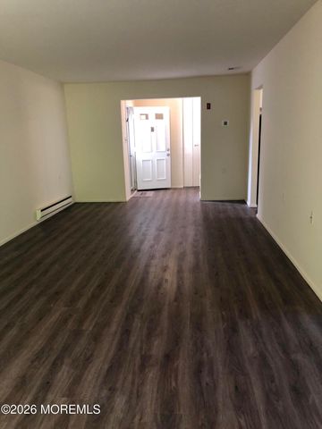 6 Dickinson Road, Brick, NJ 08724