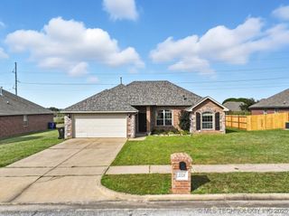 3316 E Jersey Street, Broken Arrow, OK 74014