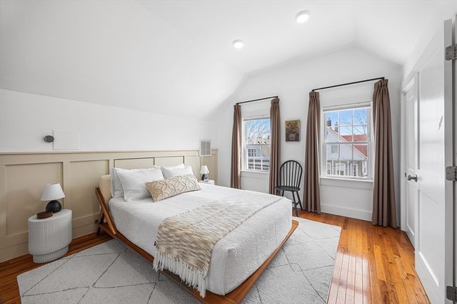 19 Conwell St 2, Somerville, MA 02143