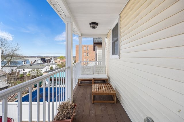 19 Conwell St 2, Somerville, MA 02143