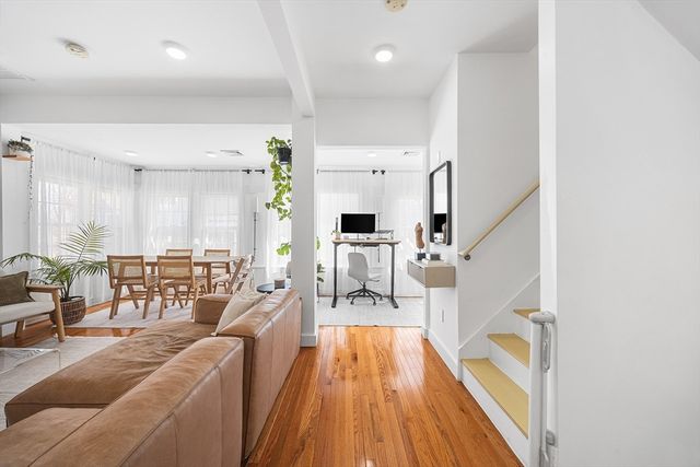 19 Conwell St 2, Somerville, MA 02143