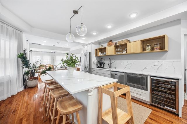 19 Conwell St 2, Somerville, MA 02143