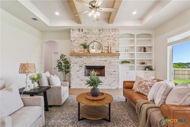 1702 Kellan Drive, Salado, TX 76571