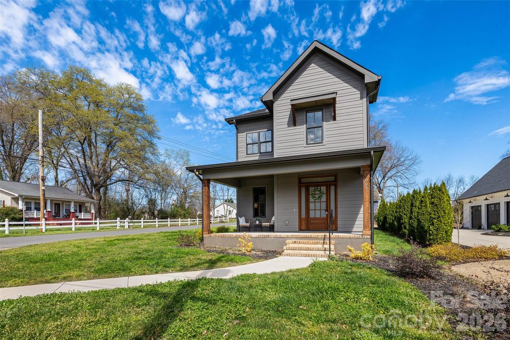 901 Edgemont Avenue, Belmont, NC 28012