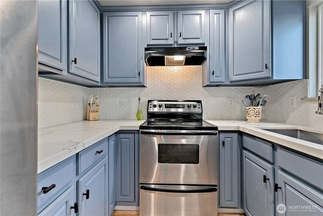 14518 W Thorne Lane SW, Lakewood, WA 98498