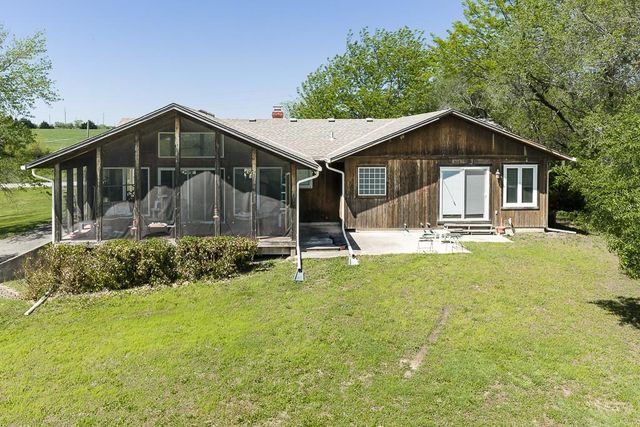 10615 Kill Creek Road, De Soto, KS 66018