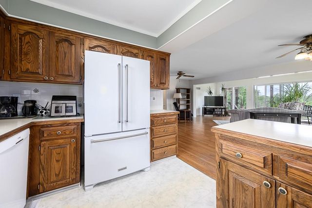 10615 Kill Creek Road, De Soto, KS 66018