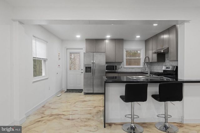 6703 CIMARRON ST, Springfield, VA 22150