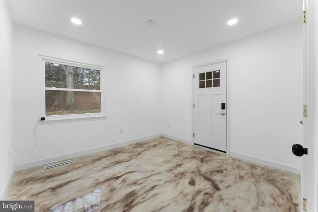 6703 CIMARRON ST, Springfield, VA 22150