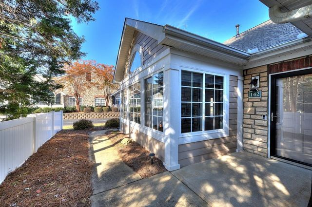 142 Ravines Lane, Spartanburg, SC 29301