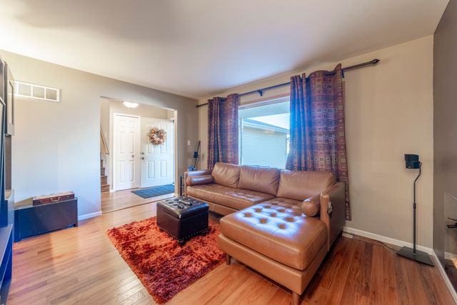 1811 W 86th Lane, Merrillville, IN 46410