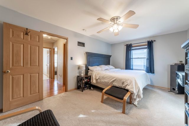 1811 W 86th Lane, Merrillville, IN 46410