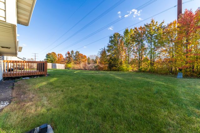 1811 W 86th Lane, Merrillville, IN 46410