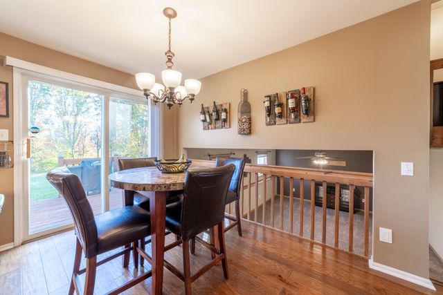 1811 W 86th Lane, Merrillville, IN 46410