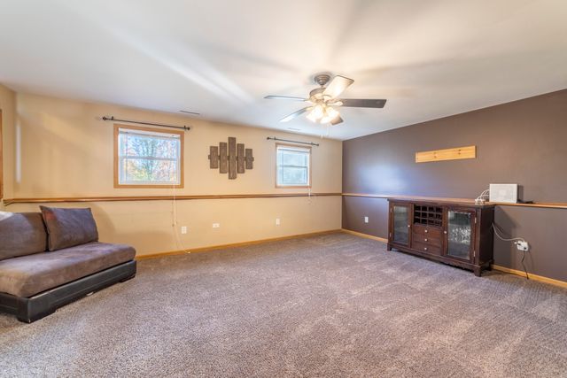 1811 W 86th Lane, Merrillville, IN 46410