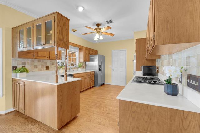 1256 OLD MILL ROAD, Orlando, FL 32806