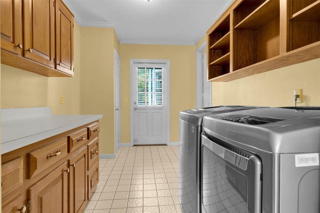 1256 OLD MILL ROAD, Orlando, FL 32806