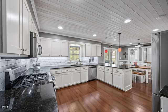 108 Holly Ridge Lane, Mebane, NC 27302