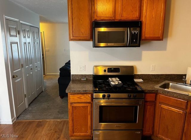 2622 E 75th Street, Cleveland, OH 44104