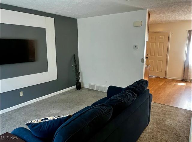 2622 E 75th Street, Cleveland, OH 44104