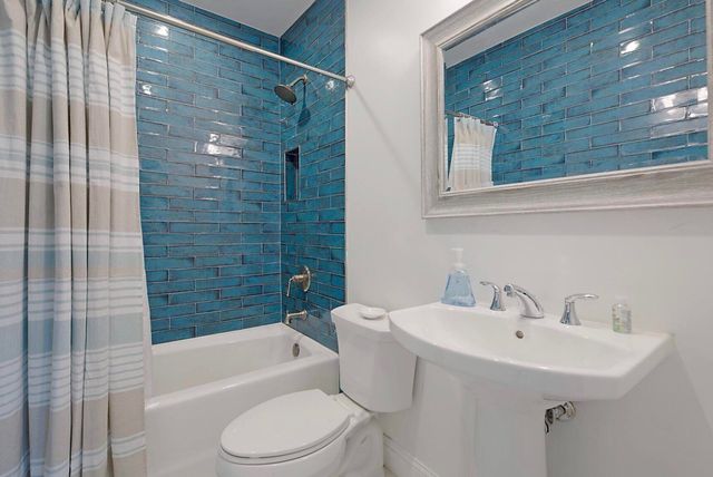 2740 SE 1st Court, Pompano Beach, FL 33062