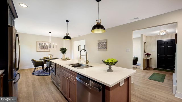 258 HAWTHORNE CIR, North Wales, PA 19454