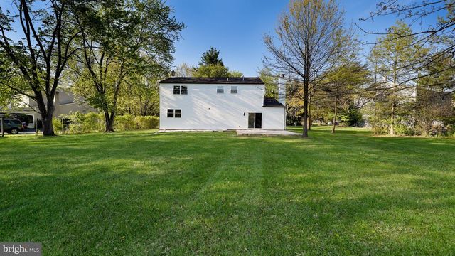 258 HAWTHORNE CIR, North Wales, PA 19454