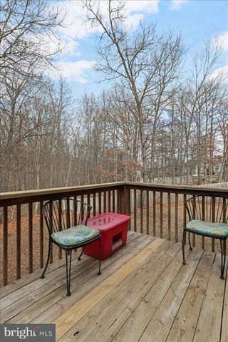 34 STANDING OAK CT, Bunker Hill, WV 25413