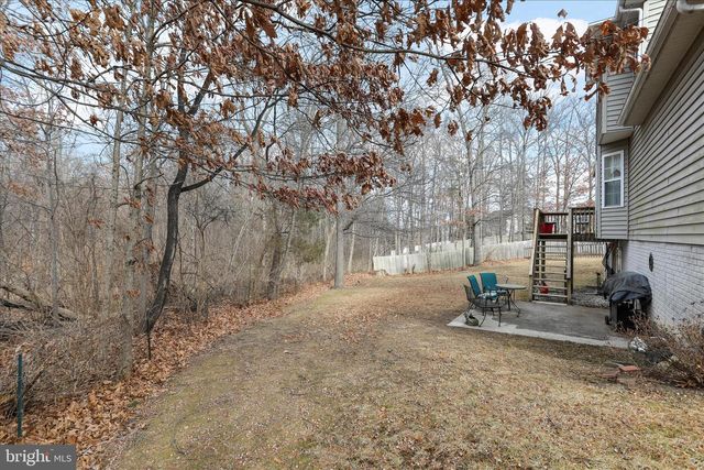 34 STANDING OAK CT, Bunker Hill, WV 25413