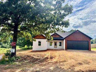 17 Mountain Grove, Greenbrier, AR 72058
