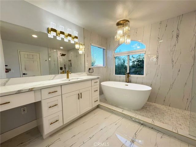 1536 Sappanwood Avenue, Thousand Oaks, CA 91320
