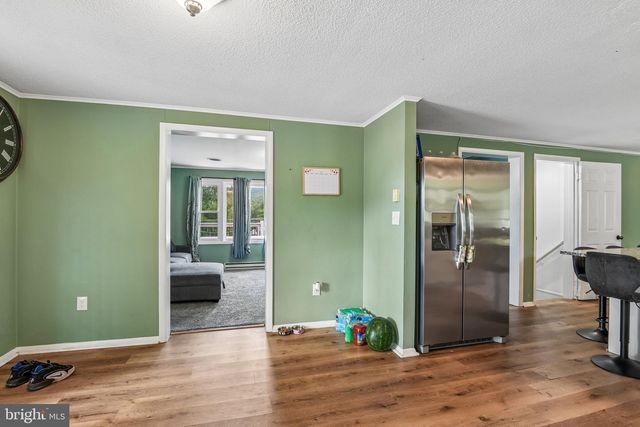13903 WOLFSVILLE RD, Smithsburg, MD 21783