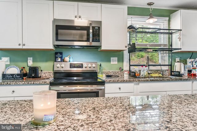 13903 WOLFSVILLE RD, Smithsburg, MD 21783