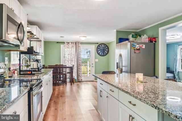 13903 WOLFSVILLE RD, Smithsburg, MD 21783
