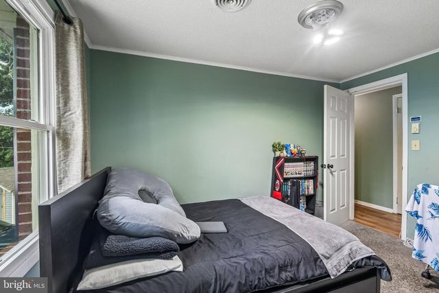 13903 WOLFSVILLE RD, Smithsburg, MD 21783