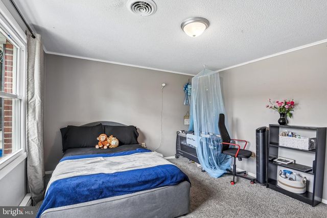 13903 WOLFSVILLE RD, Smithsburg, MD 21783