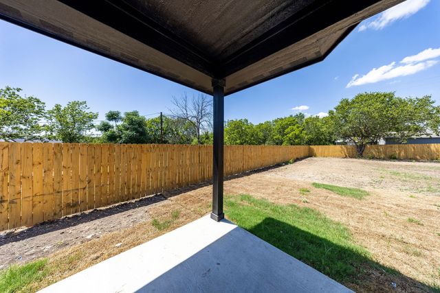 5230 Urbanview Street, Sansom Park, TX 76114