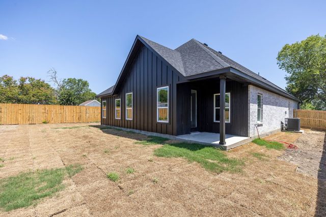 5230 Urbanview Street, Sansom Park, TX 76114