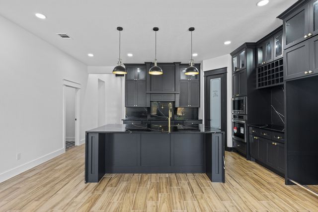 5230 Urbanview Street, Sansom Park, TX 76114