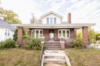 301 S 15th, Belleville, IL 62220