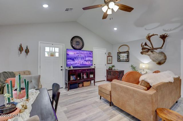 418 N Elliott Street, Webb City, MO 64870