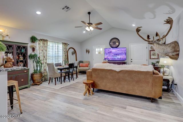 418 N Elliott Street, Webb City, MO 64870