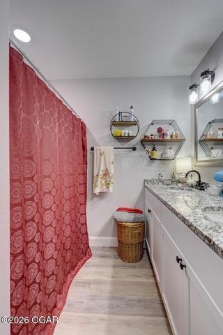 418 N Elliott Street, Webb City, MO 64870