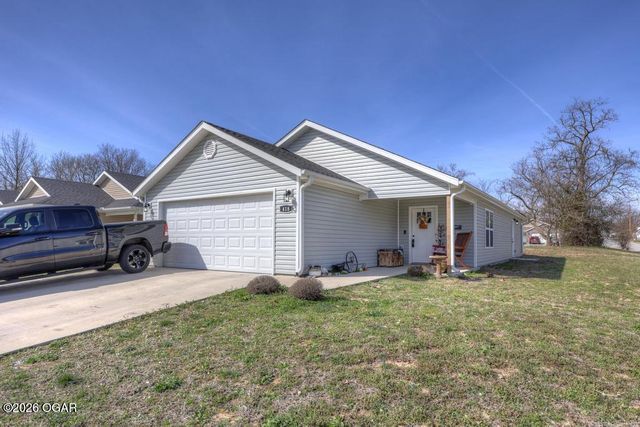 418 N Elliott Street, Webb City, MO 64870