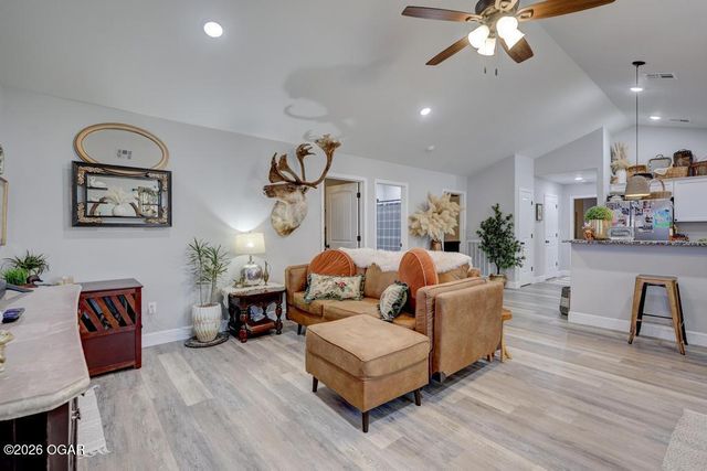 418 N Elliott Street, Webb City, MO 64870