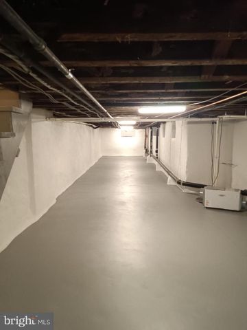 335 W GIRARD AVE #1ST FLOOR, Philadelphia, PA 19123