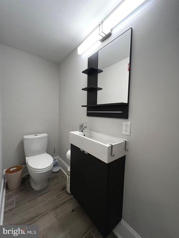 335 W GIRARD AVE #1ST FLOOR, Philadelphia, PA 19123