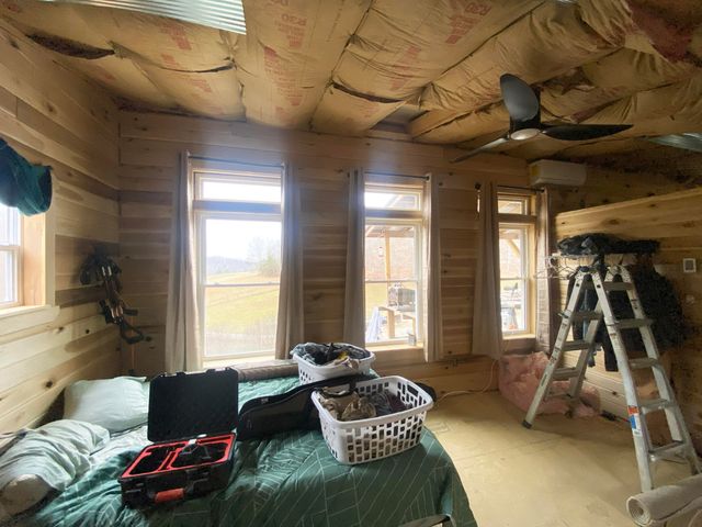 360 Sunset View Lane, Tyner, KY 40486